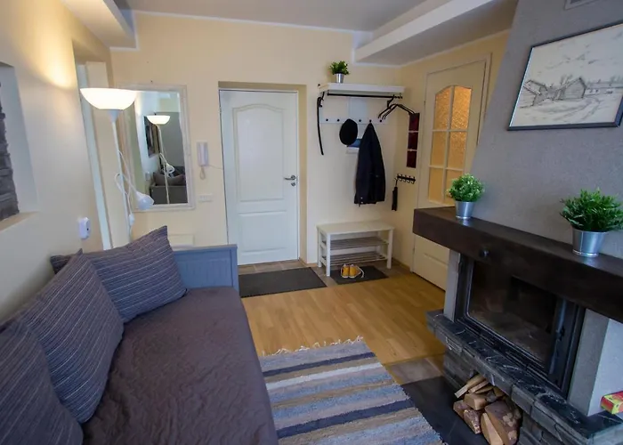 Niine Apartment 11